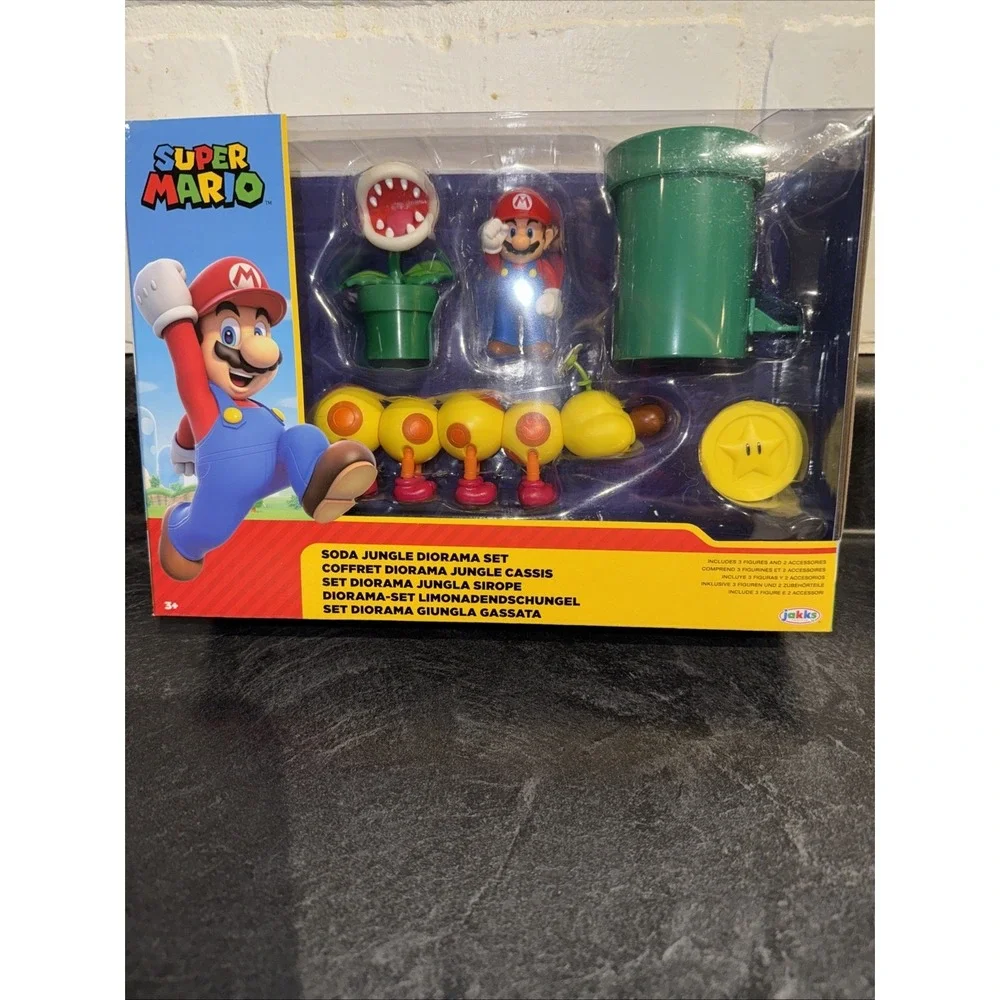 Super Mario Soda Jungle Diorama Set Mario Wiggler Piranha Plant Figures